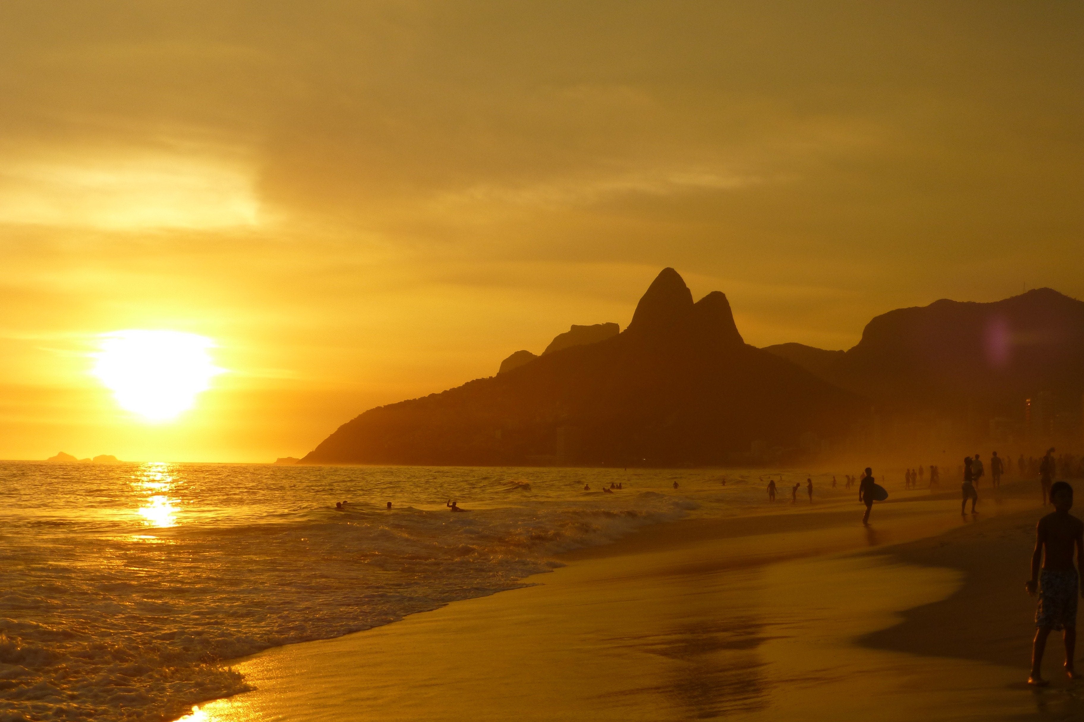 Coole Strand-Gadgets, die dein Beach-Life upgraden